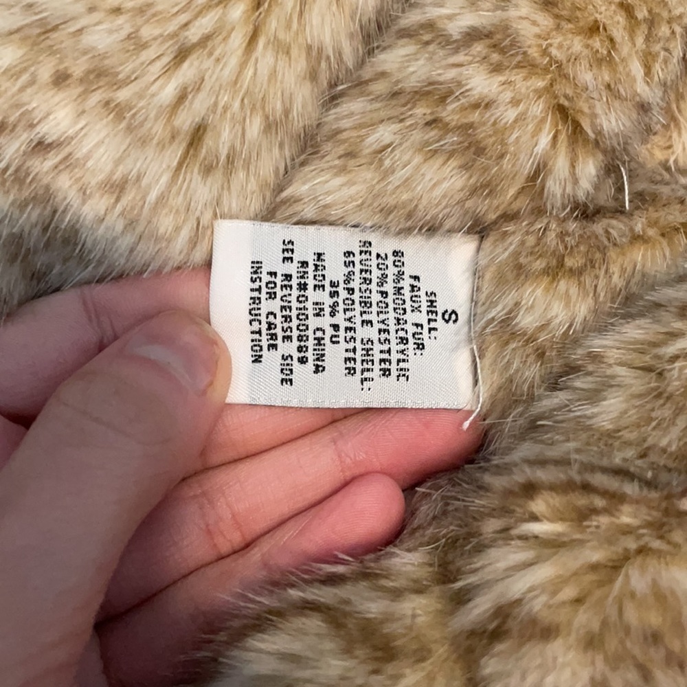 Fur jacket - Picture 9 of 10